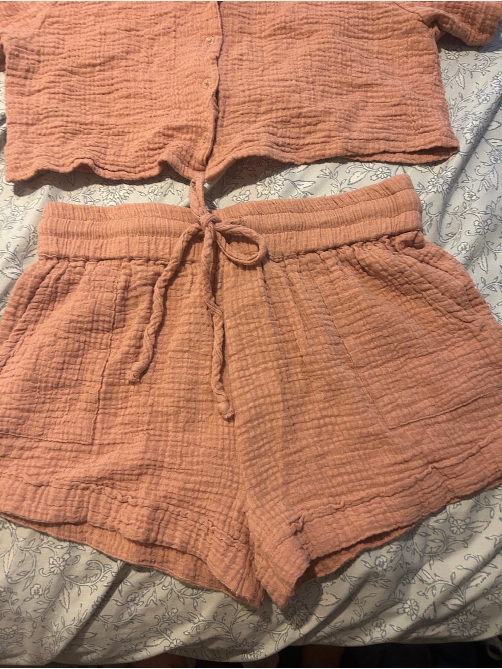 Open Front Button Crop Top & Drawstring Shorts Set - Pink - Picture 4 of 12
